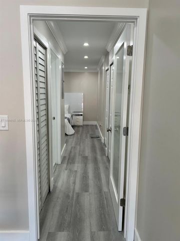 9922 SW 2nd St A, Miami, FL 33174