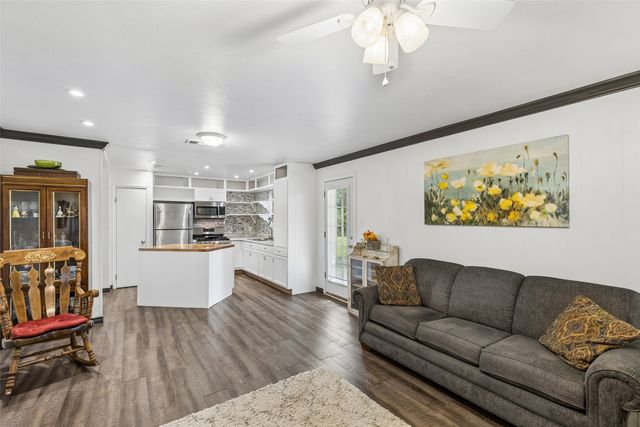 500 E Bovell Street, Crowley, TX 76036