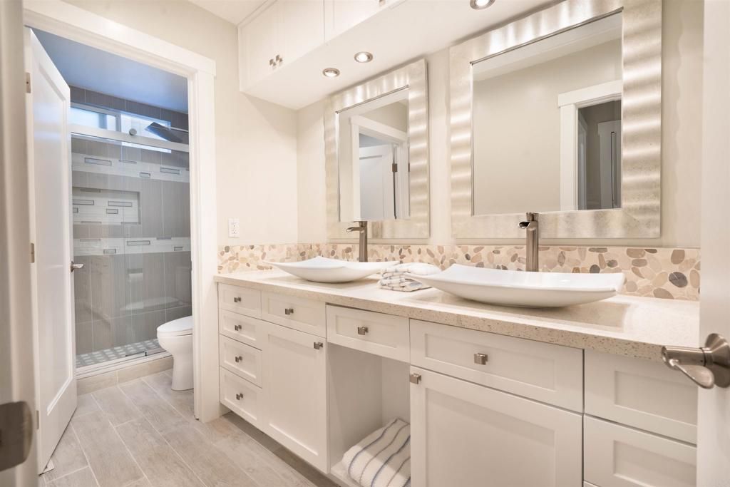 Image 23 of property listing at 2838 Bay Canyon Court, San Diego, CA 92117