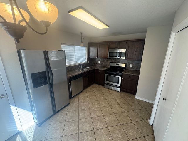 21835 Mossy Field Lane, Spring, TX 77388