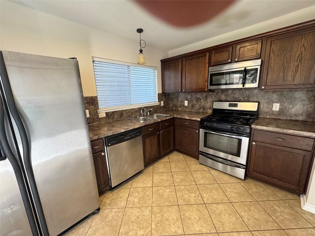 21835 Mossy Field Lane, Spring, TX 77388