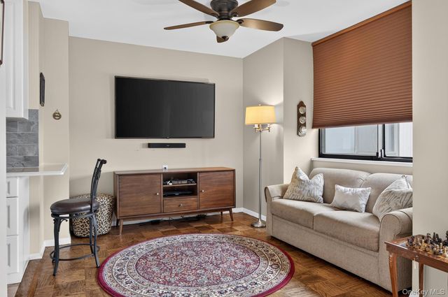27110 Grand Central Parkway 29S, Floral Park, NY 11005
