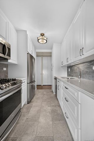 27110 Grand Central Parkway 29S, Floral Park, NY 11005