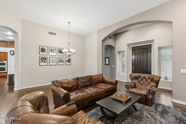 4744 W VILLA LINDA Drive, Glendale, AZ 85310