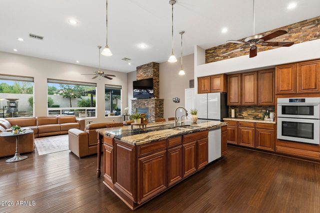 4744 W VILLA LINDA Drive, Glendale, AZ 85310