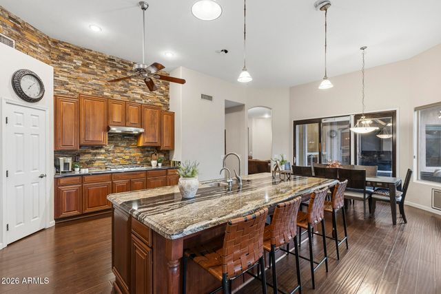 4744 W VILLA LINDA Drive, Glendale, AZ 85310