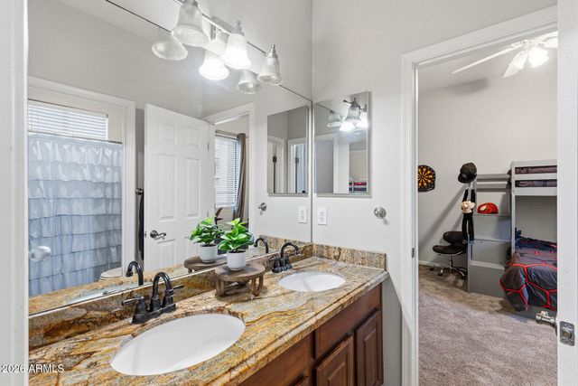 4744 W VILLA LINDA Drive, Glendale, AZ 85310