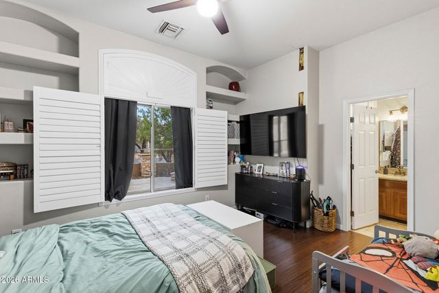 4744 W VILLA LINDA Drive, Glendale, AZ 85310