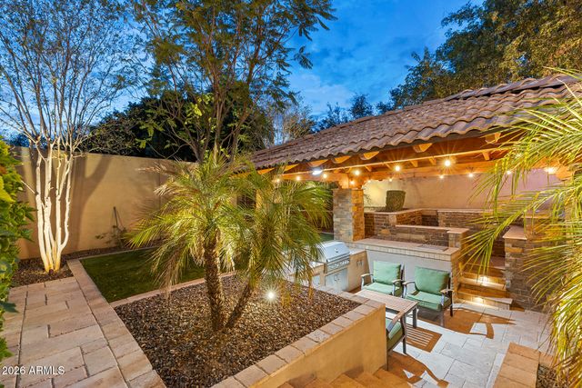 4744 W VILLA LINDA Drive, Glendale, AZ 85310