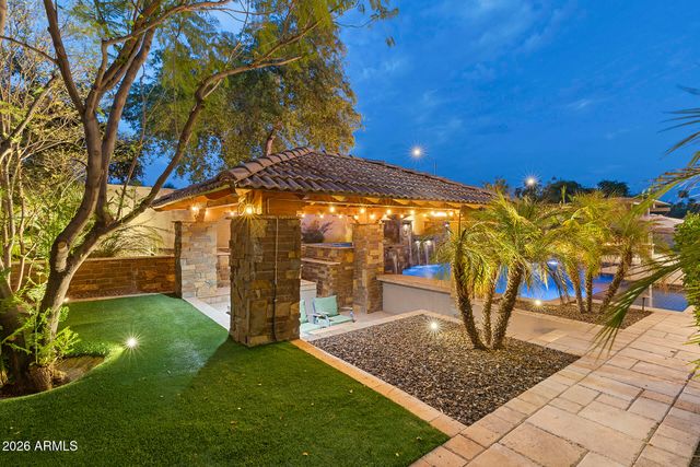 4744 W VILLA LINDA Drive, Glendale, AZ 85310