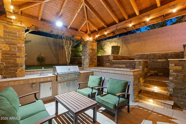 4744 W VILLA LINDA Drive, Glendale, AZ 85310