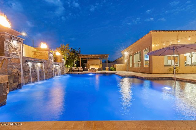 4744 W VILLA LINDA Drive, Glendale, AZ 85310