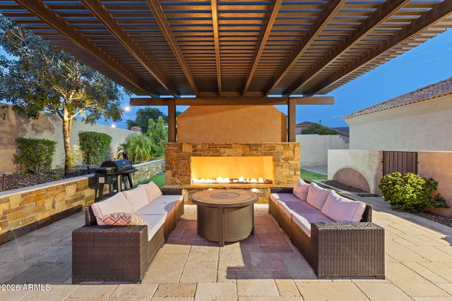 4744 W VILLA LINDA Drive, Glendale, AZ 85310