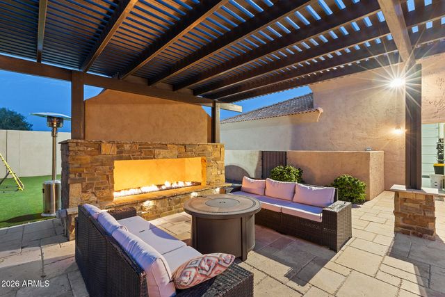 4744 W VILLA LINDA Drive, Glendale, AZ 85310