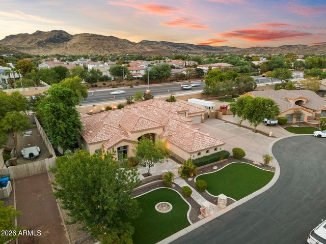 4744 W VILLA LINDA Drive, Glendale, AZ 85310