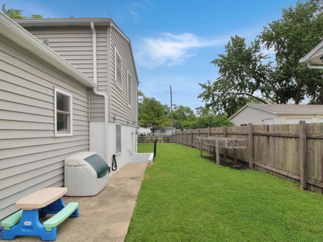 200 Inwood Drive, Joliet, IL 60435