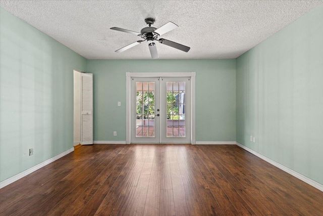 2850 SE Calvin Street, Port St Lucie, FL 34952