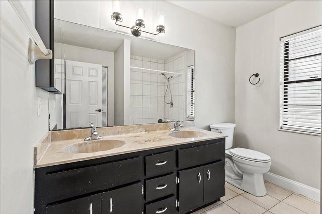 2850 SE Calvin Street, Port St Lucie, FL 34952