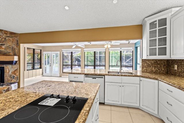 2850 SE Calvin Street, Port St Lucie, FL 34952