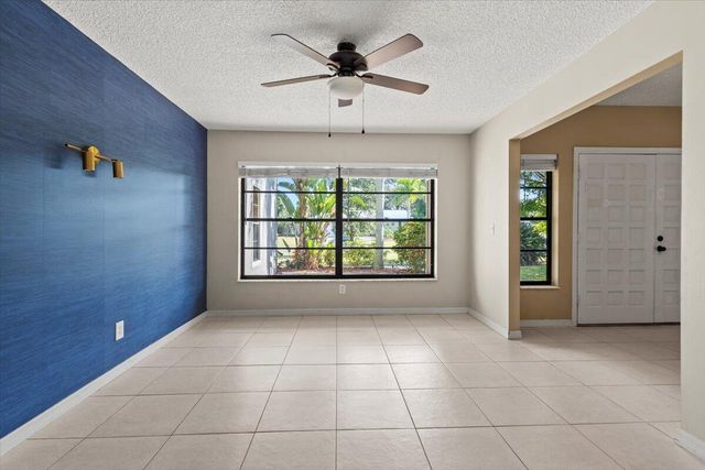 2850 SE Calvin Street, Port St Lucie, FL 34952