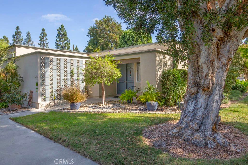 111 Via Estrada A, Laguna Woods, CA 92637