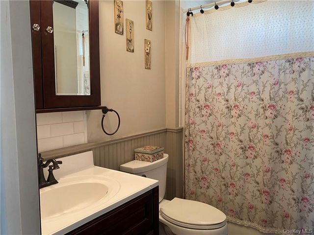 181C Edgewater C, Bronx, NY 10465