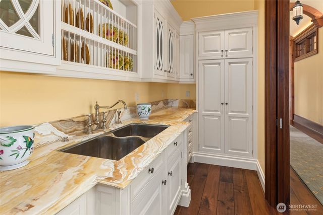 5051 US Highway 12, Elma, WA 98541