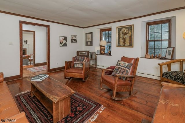 46 Poor Farm Rd, Hopewell Twp., NJ 08534