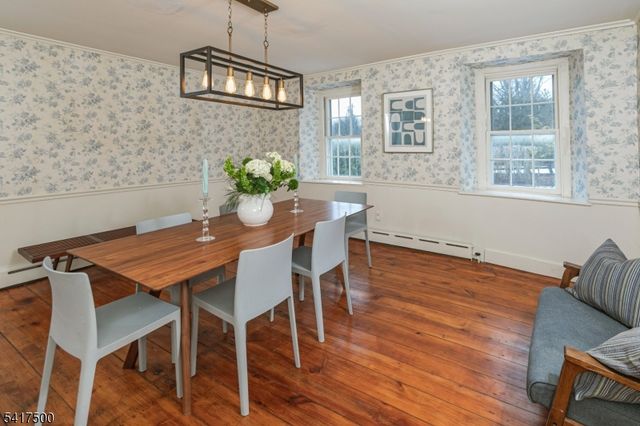 46 Poor Farm Rd, Hopewell Twp., NJ 08534