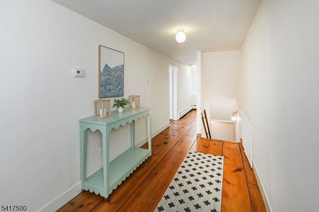 46 Poor Farm Rd, Hopewell Twp., NJ 08534