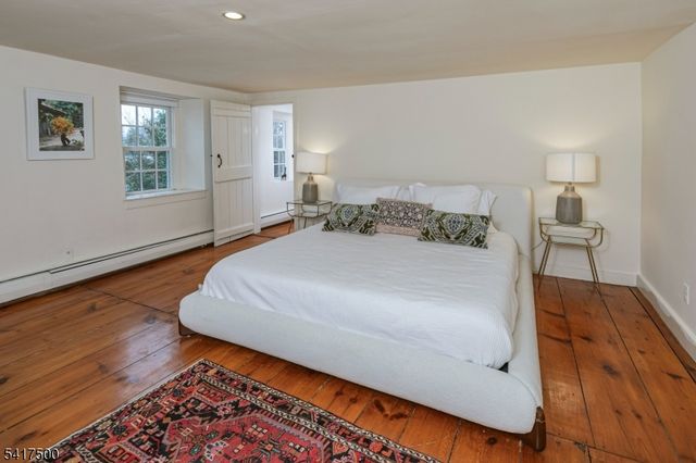 46 Poor Farm Rd, Hopewell Twp., NJ 08534