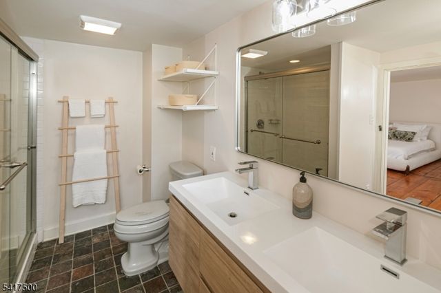 46 Poor Farm Rd, Hopewell Twp., NJ 08534