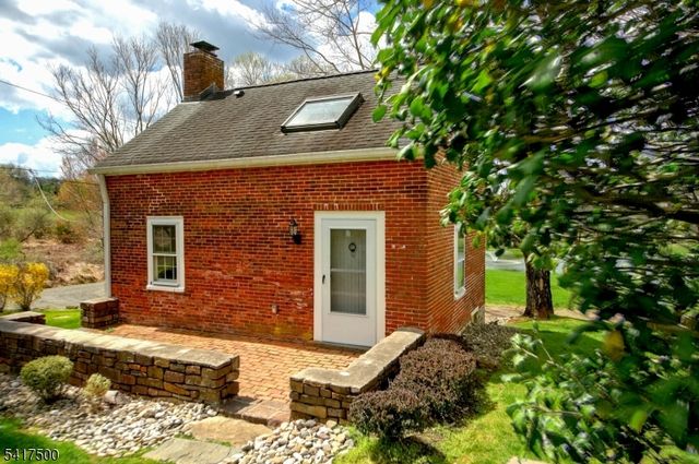 46 Poor Farm Rd, Hopewell Twp., NJ 08534