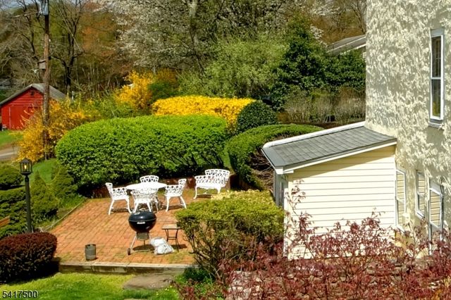 46 Poor Farm Rd, Hopewell Twp., NJ 08534