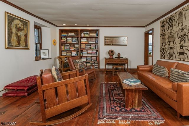 46 Poor Farm Rd, Hopewell Twp., NJ 08534