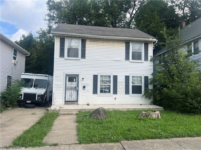 9501 Anderson Avenue, Cleveland, OH 44105