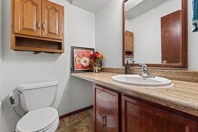 4289 W College AVENUE, Milwaukee, WI 53221