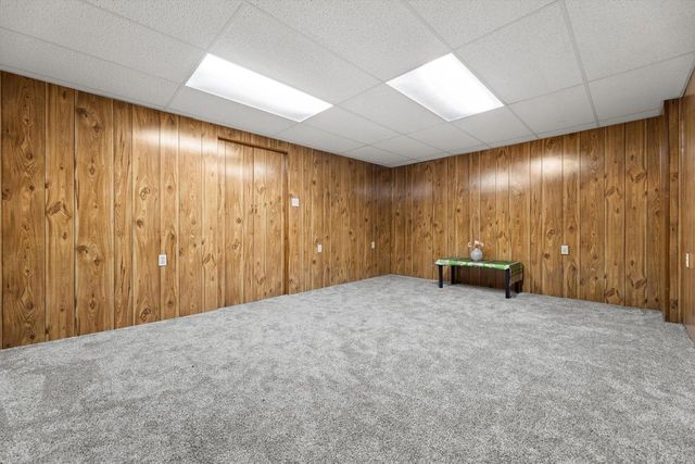 4289 W College AVENUE, Milwaukee, WI 53221