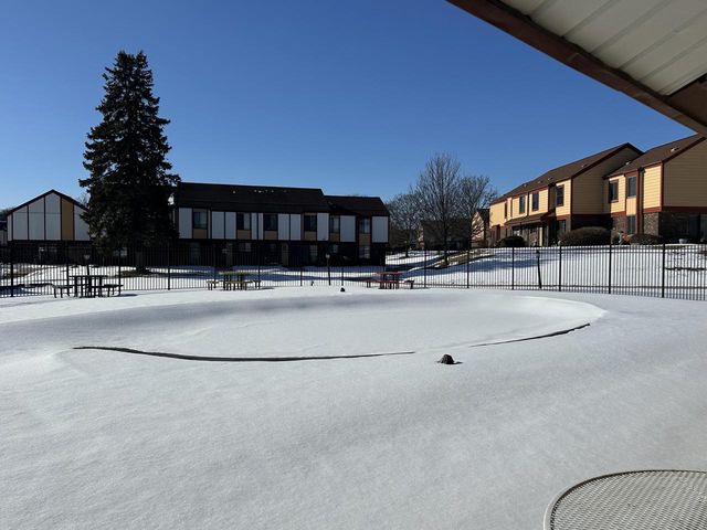 4289 W College AVENUE, Milwaukee, WI 53221