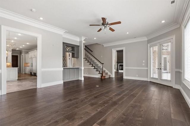 1 W Colonial Drive, Rogers, AR 72758