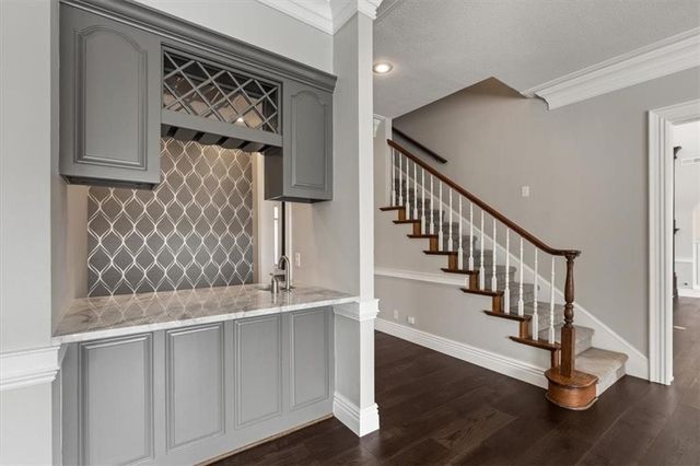 1 W Colonial Drive, Rogers, AR 72758