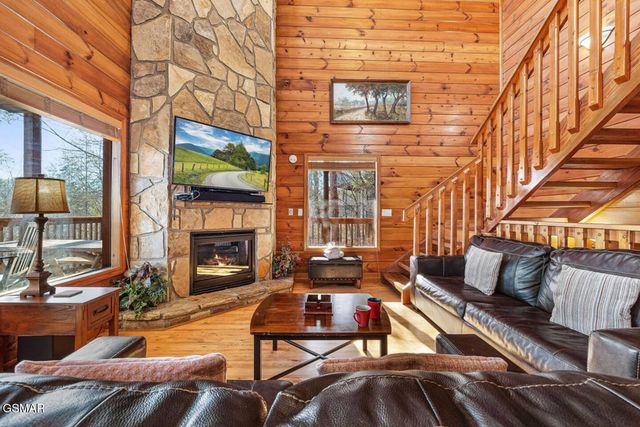 3507 Brook Stone Way, Pigeon Forge, TN 37863