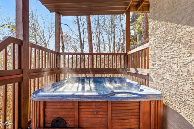 3507 Brook Stone Way, Pigeon Forge, TN 37863