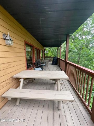 3507 Brook Stone Way, Pigeon Forge, TN 37863