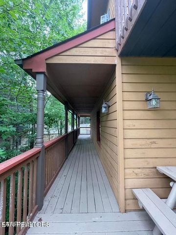 3507 Brook Stone Way, Pigeon Forge, TN 37863