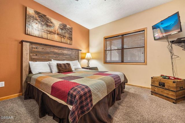 3507 Brook Stone Way, Pigeon Forge, TN 37863