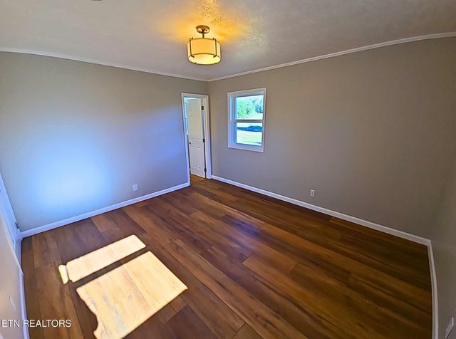 858 North Main St, Decatur, TN 37322