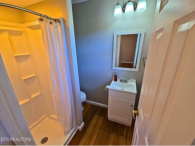 858 North Main St, Decatur, TN 37322