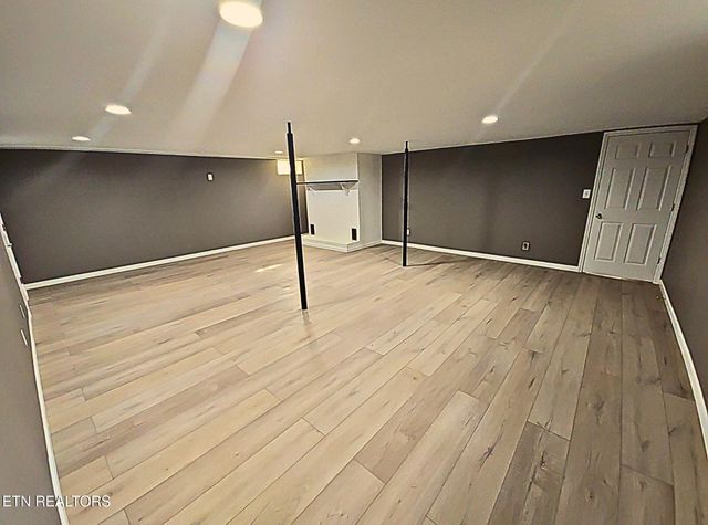 858 North Main St, Decatur, TN 37322