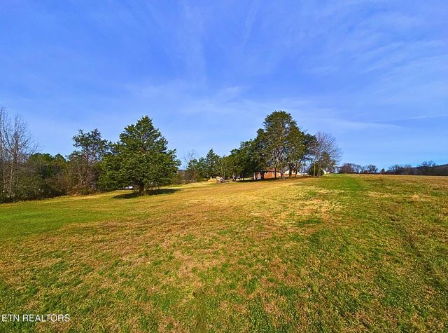 858 North Main St, Decatur, TN 37322